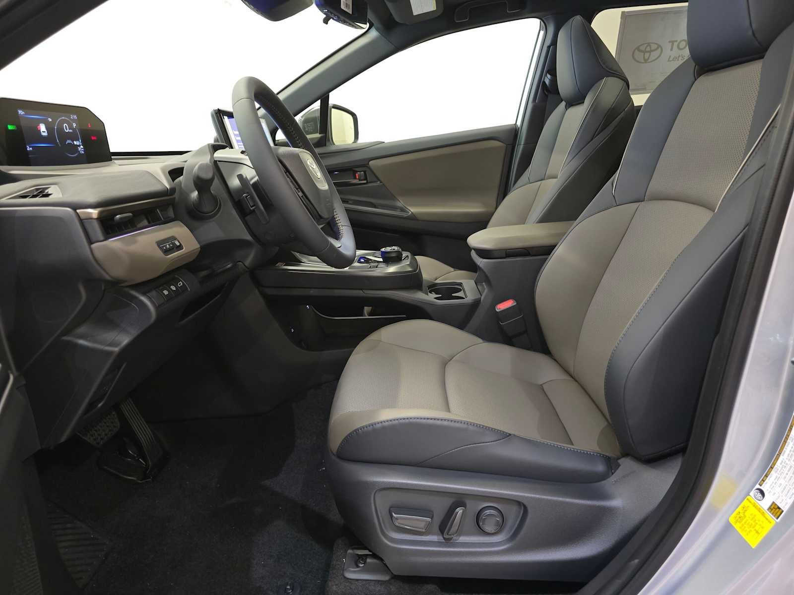 2026 Toyota bZ Woodland bZ Woodland Premium
