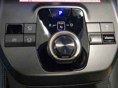 2027 Toyota bZ Woodland bZ Woodland Premium