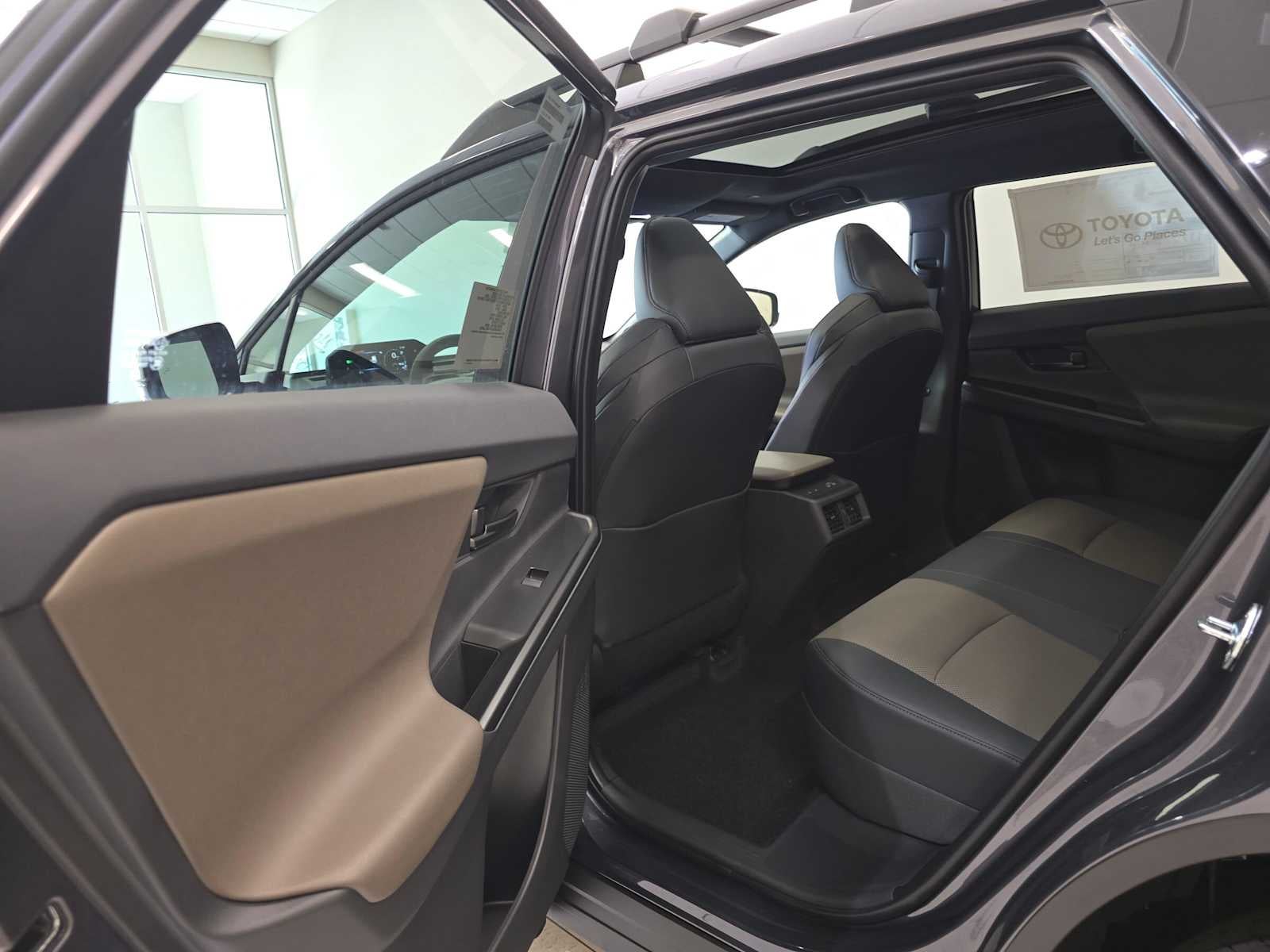 2026 Toyota bZ Woodland bZ Woodland Premium