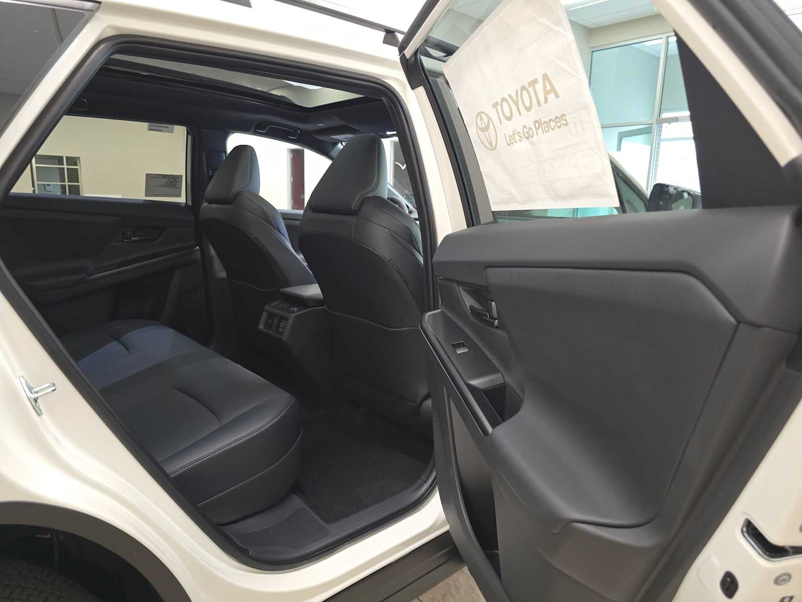 2026 Toyota bZ Woodland bZ Woodland Premium