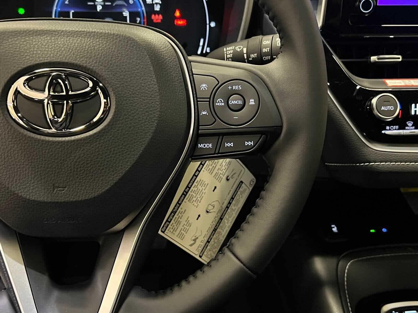 2026 Toyota Corolla Hatchback XSE