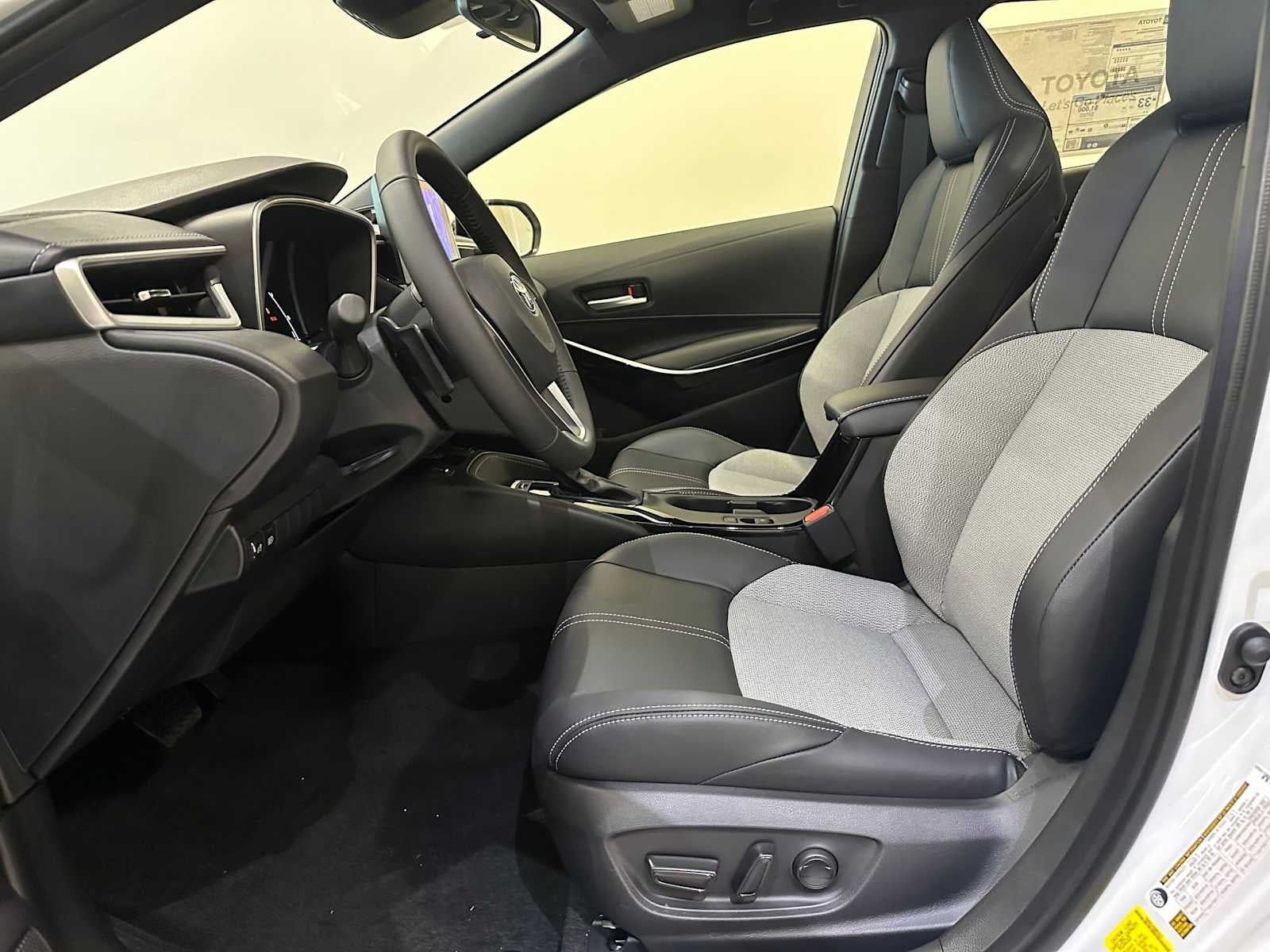 2026 Toyota Corolla Hatchback XSE