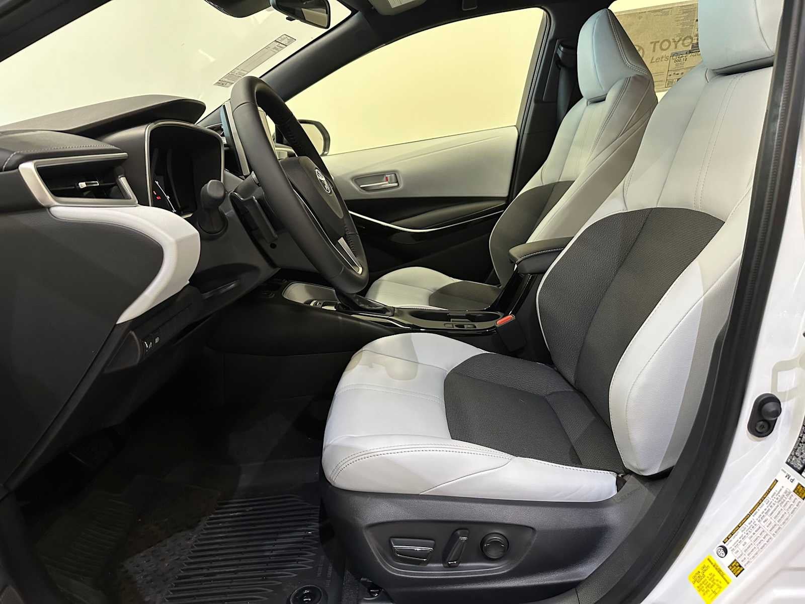 2026 Toyota Corolla Hatchback XSE