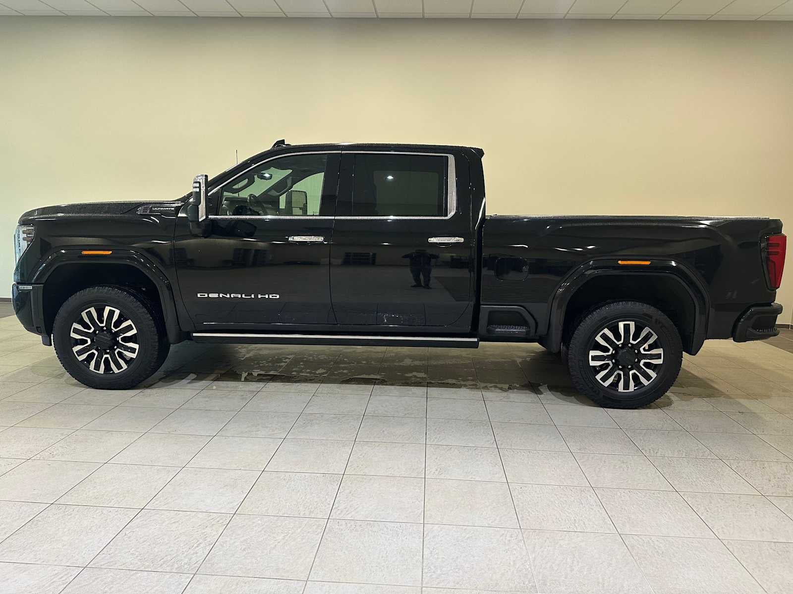 2024 GMC Sierra 2500HD Denali Ultimate