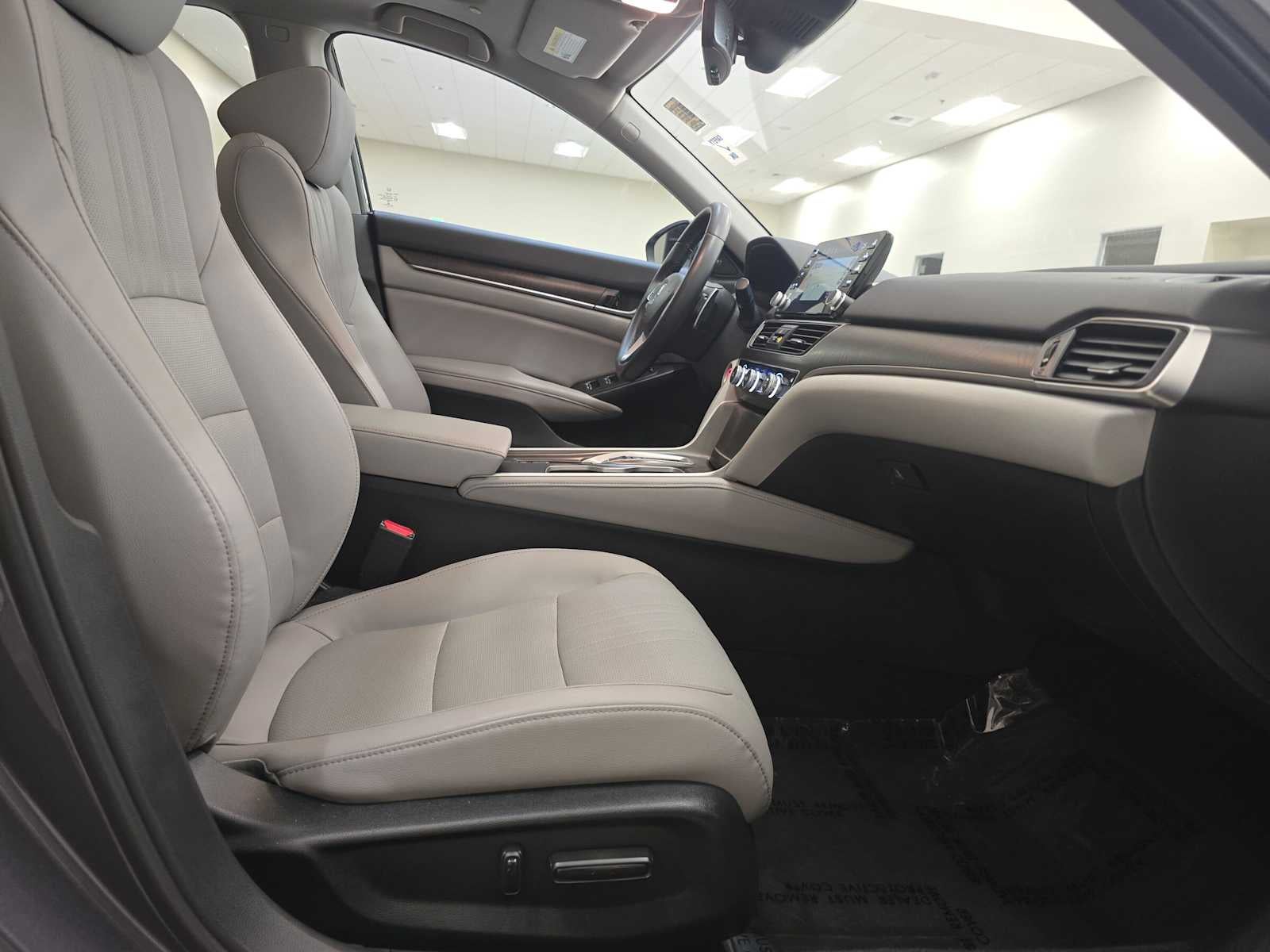 2018 Honda Accord Sedan EX-L Navi 2.0T