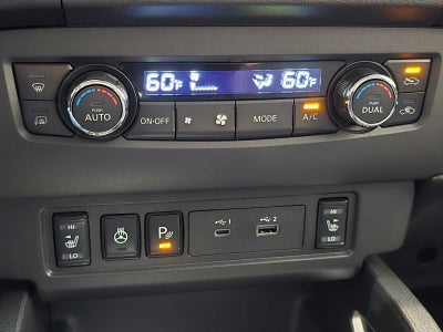 2024 Nissan Frontier SV