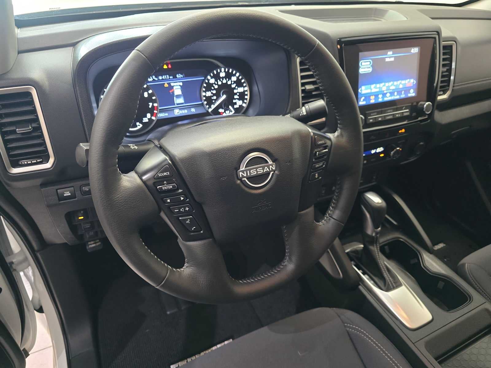 2024 Nissan Frontier SV