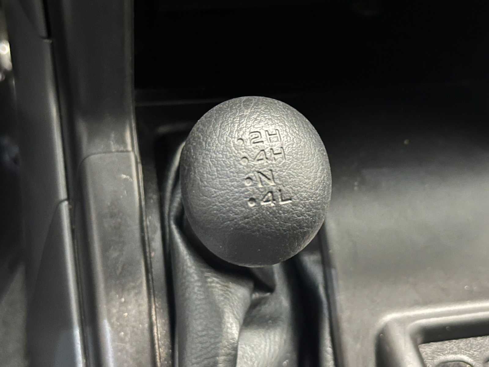 2003 Nissan Frontier SE