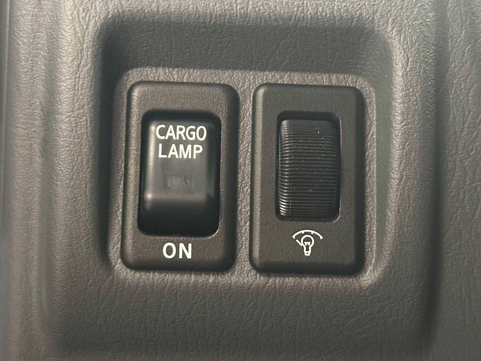 2003 Nissan Frontier SE