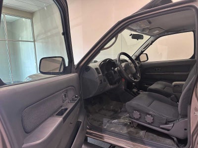 2003 Nissan Frontier SE