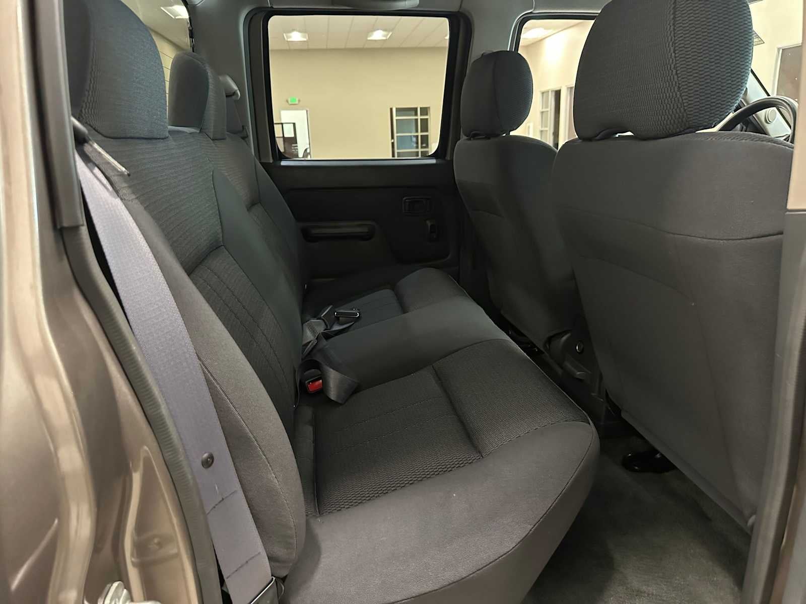 2003 Nissan Frontier SE