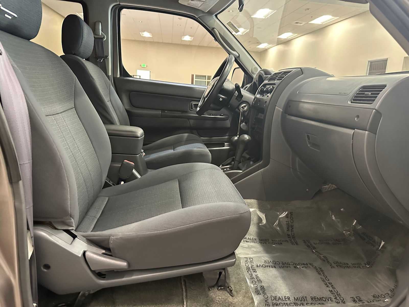 2003 Nissan Frontier SE