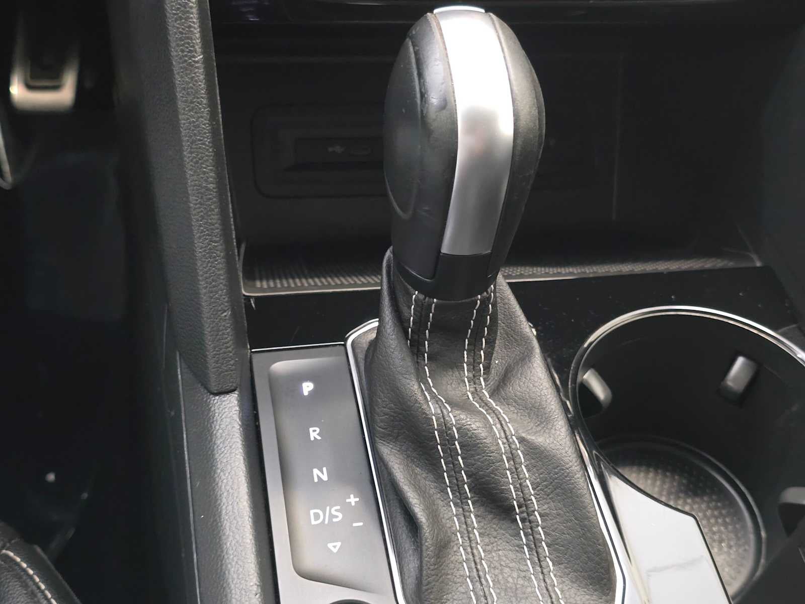 2021 Volkswagen Atlas 3.6L V6 SEL R-Line