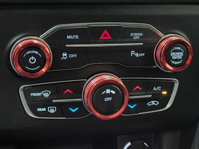 2017 Dodge Charger SE