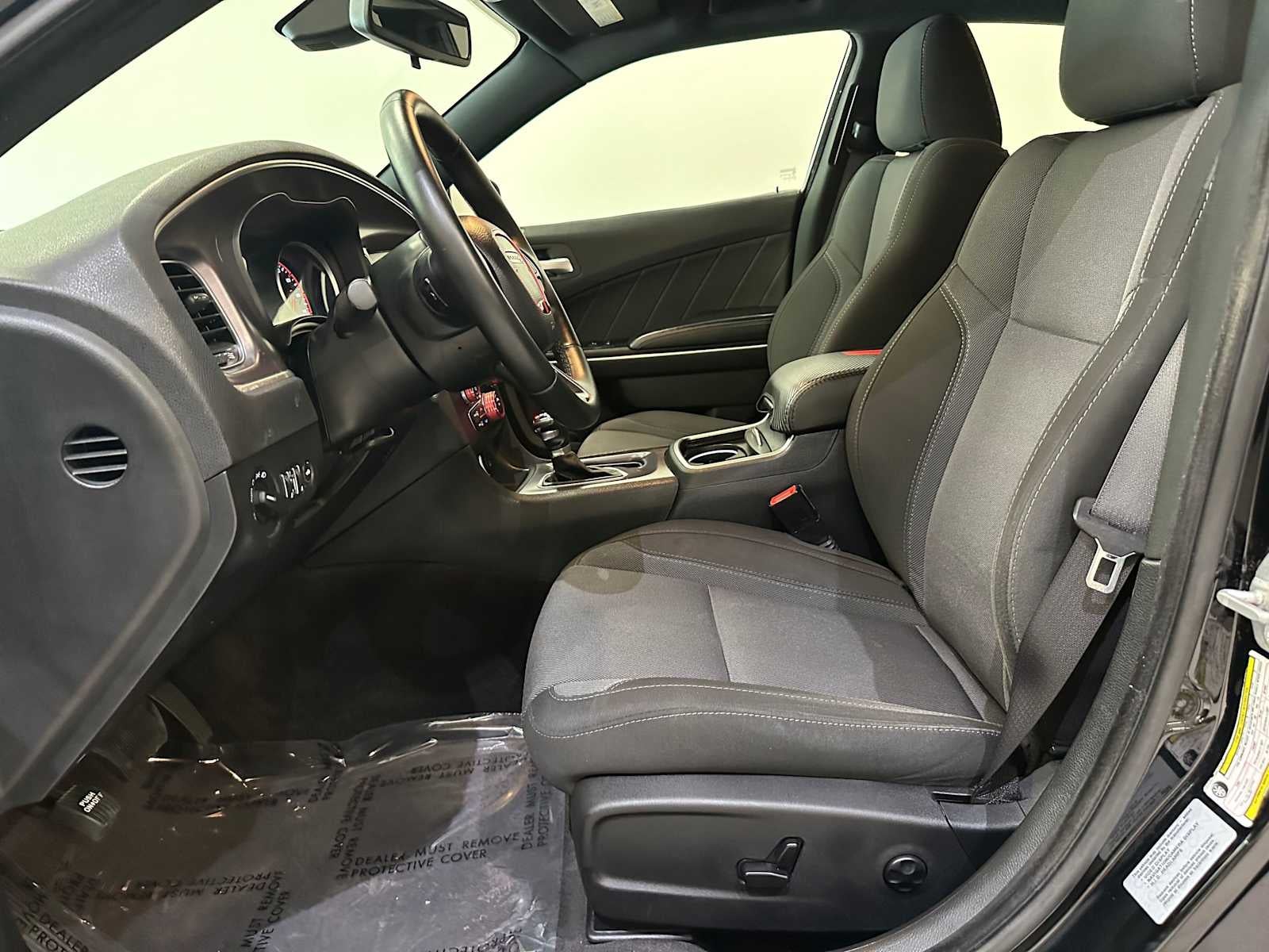 2017 Dodge Charger SE