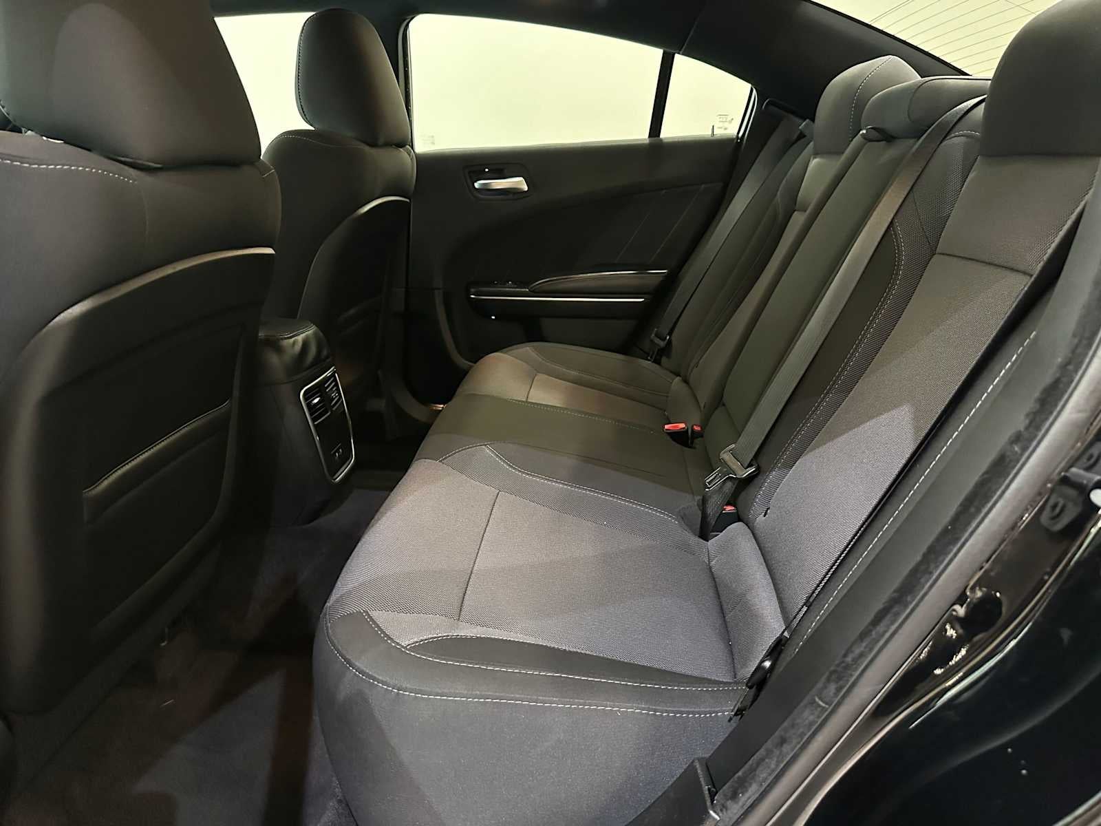 2017 Dodge Charger SE