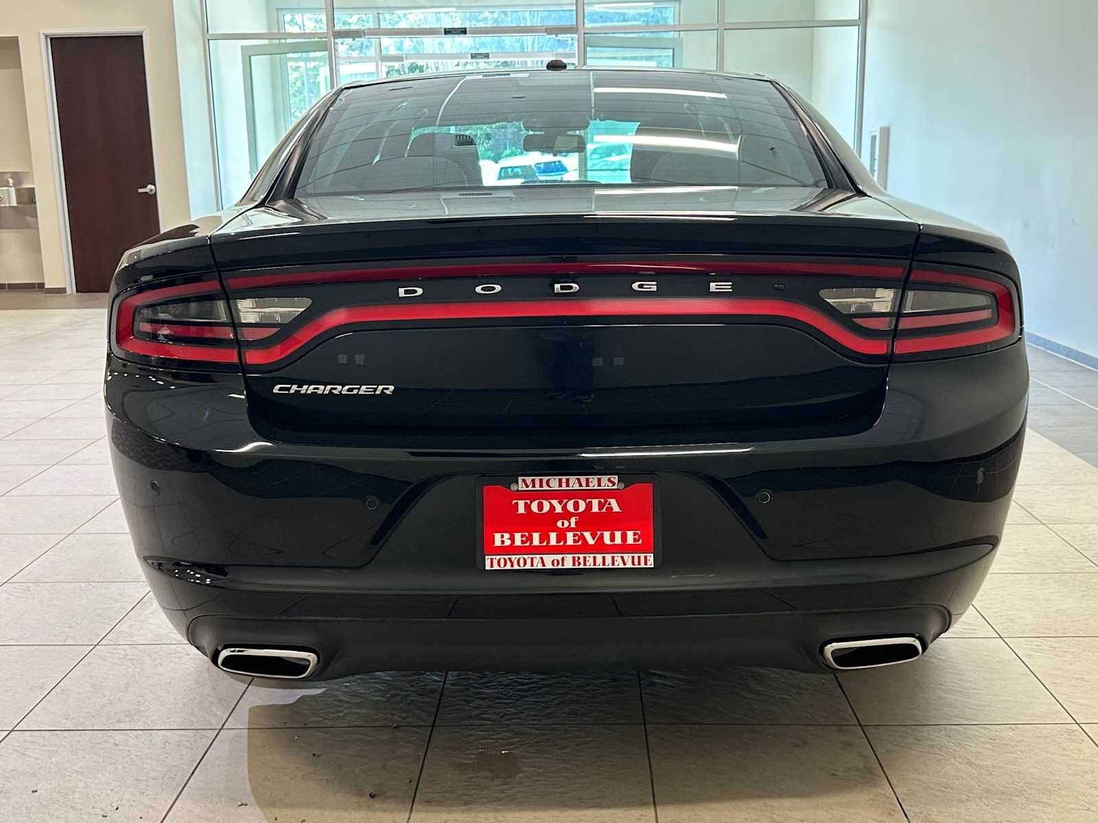 2017 Dodge Charger SE