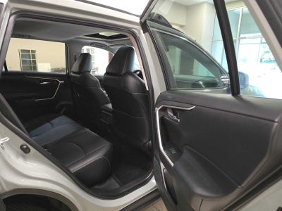 2022 Toyota RAV4 XLE Premium