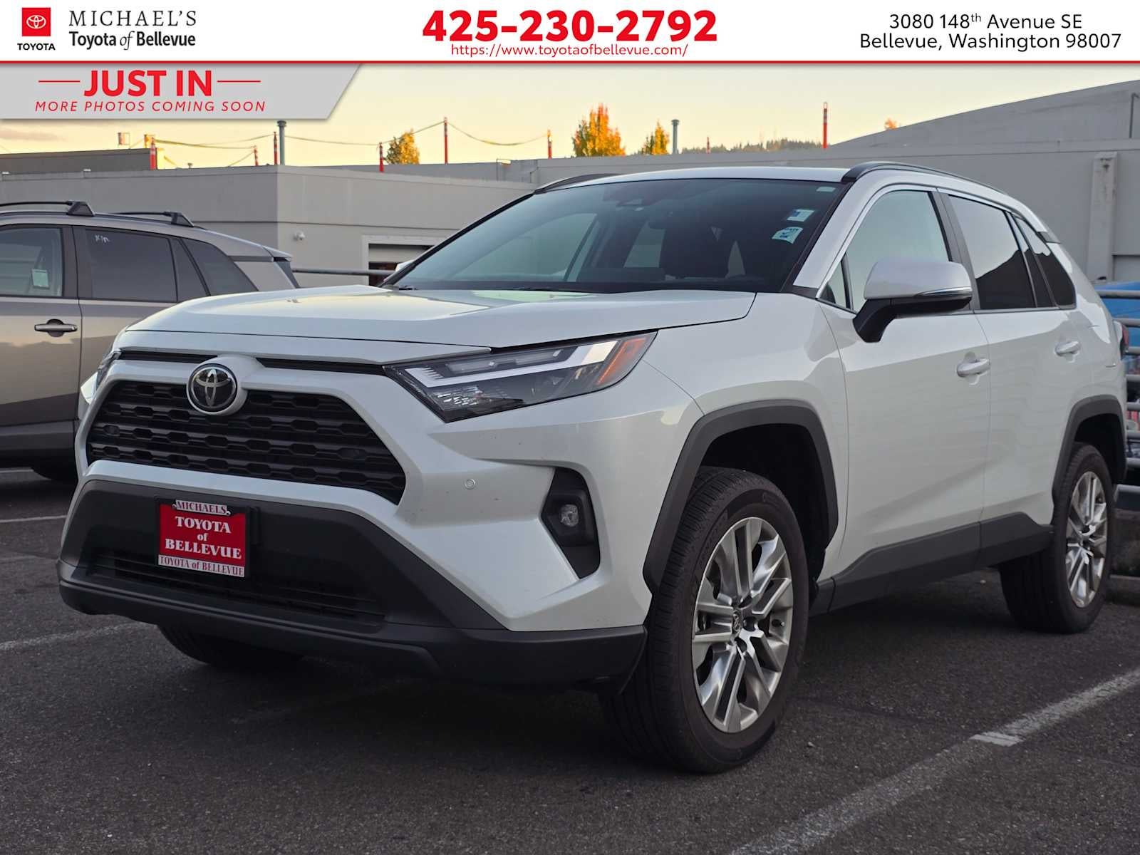 2025 Toyota RAV4 XLE Premium