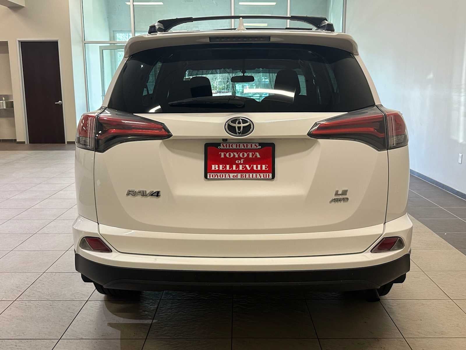 2016 Toyota RAV4 LE
