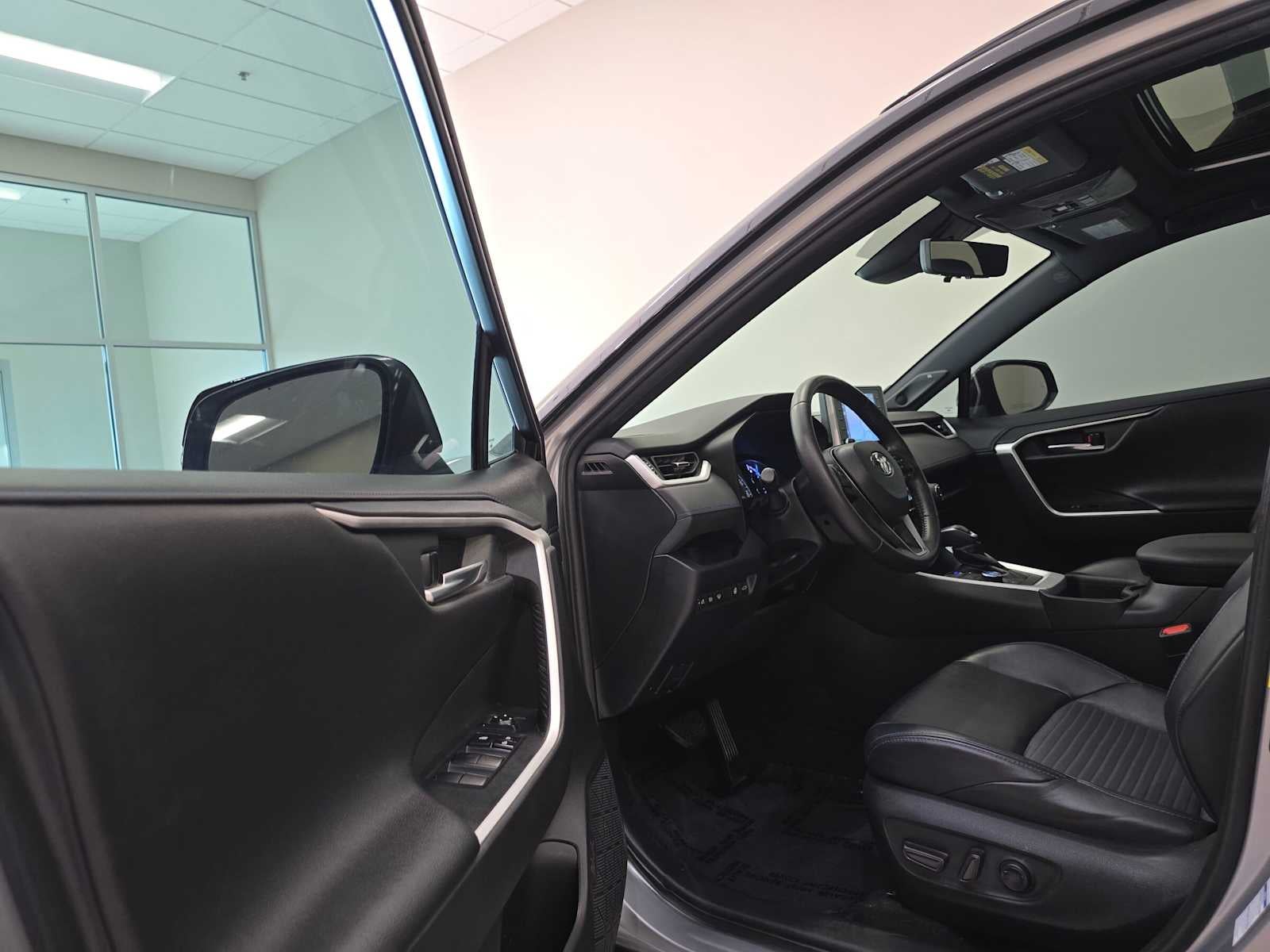 2020 Toyota RAV4 Hybrid XSE