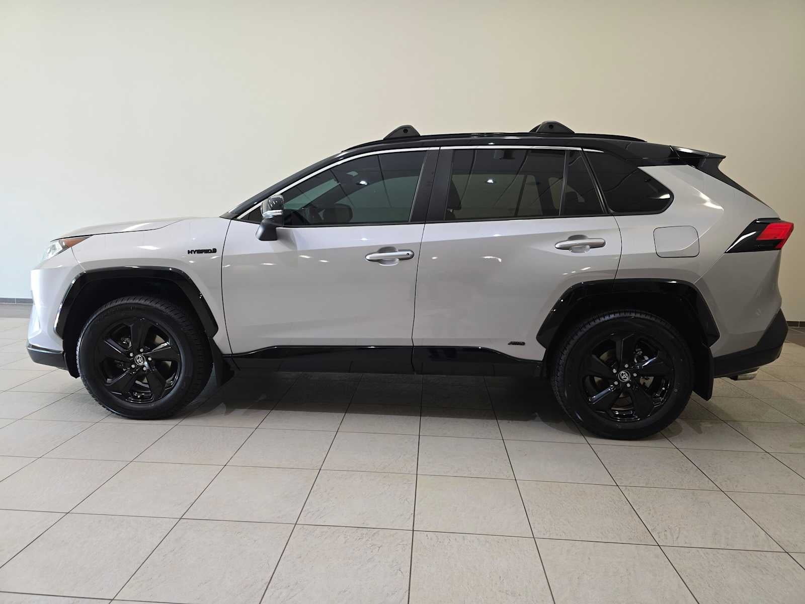 2020 Toyota RAV4 Hybrid XSE