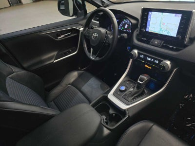 2020 Toyota RAV4 Hybrid XSE
