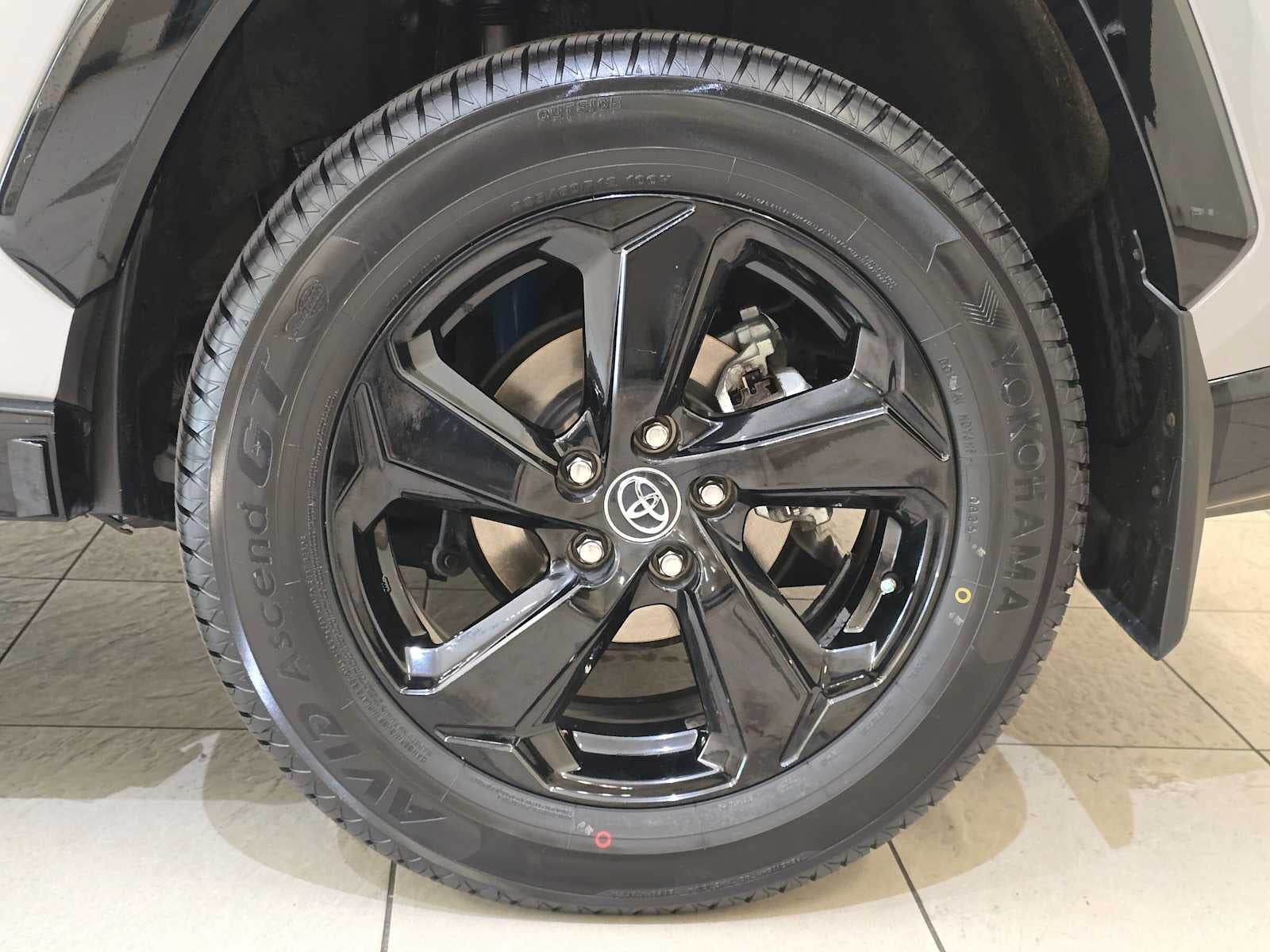 2020 Toyota RAV4 Hybrid XSE