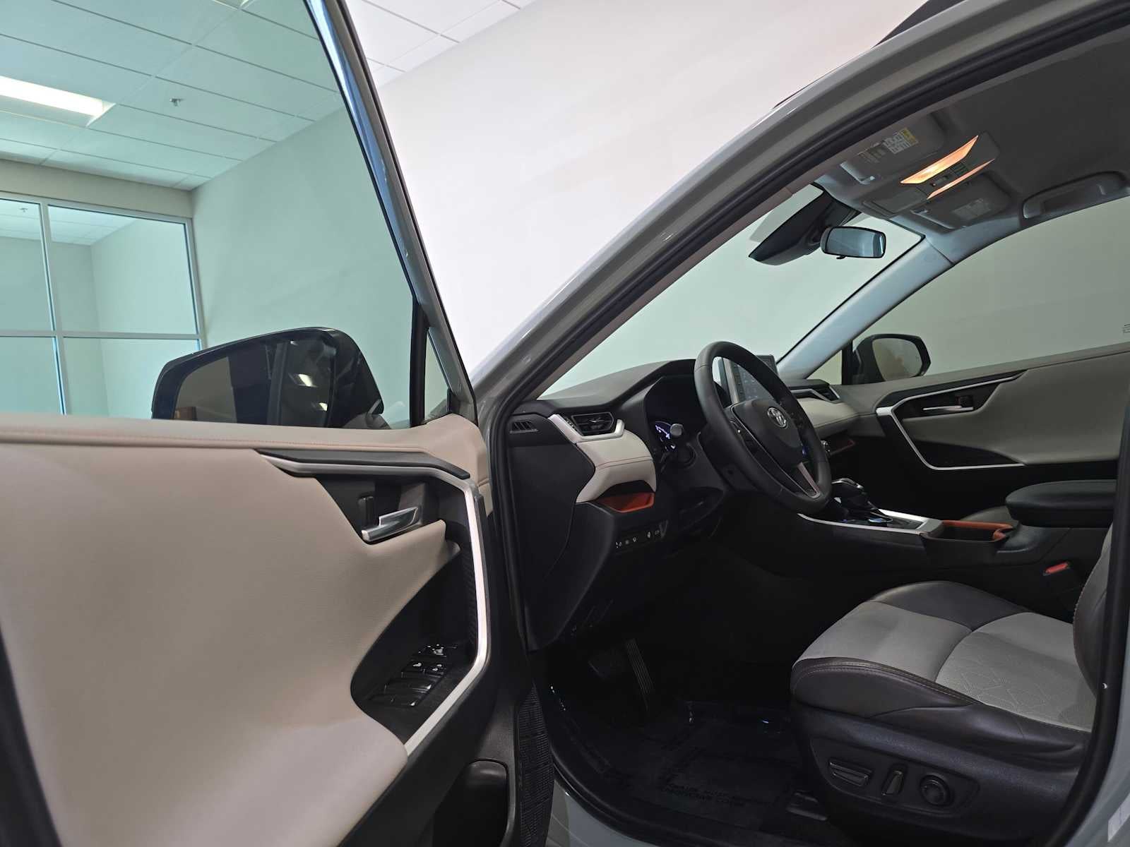 2019 Toyota RAV4 Adventure