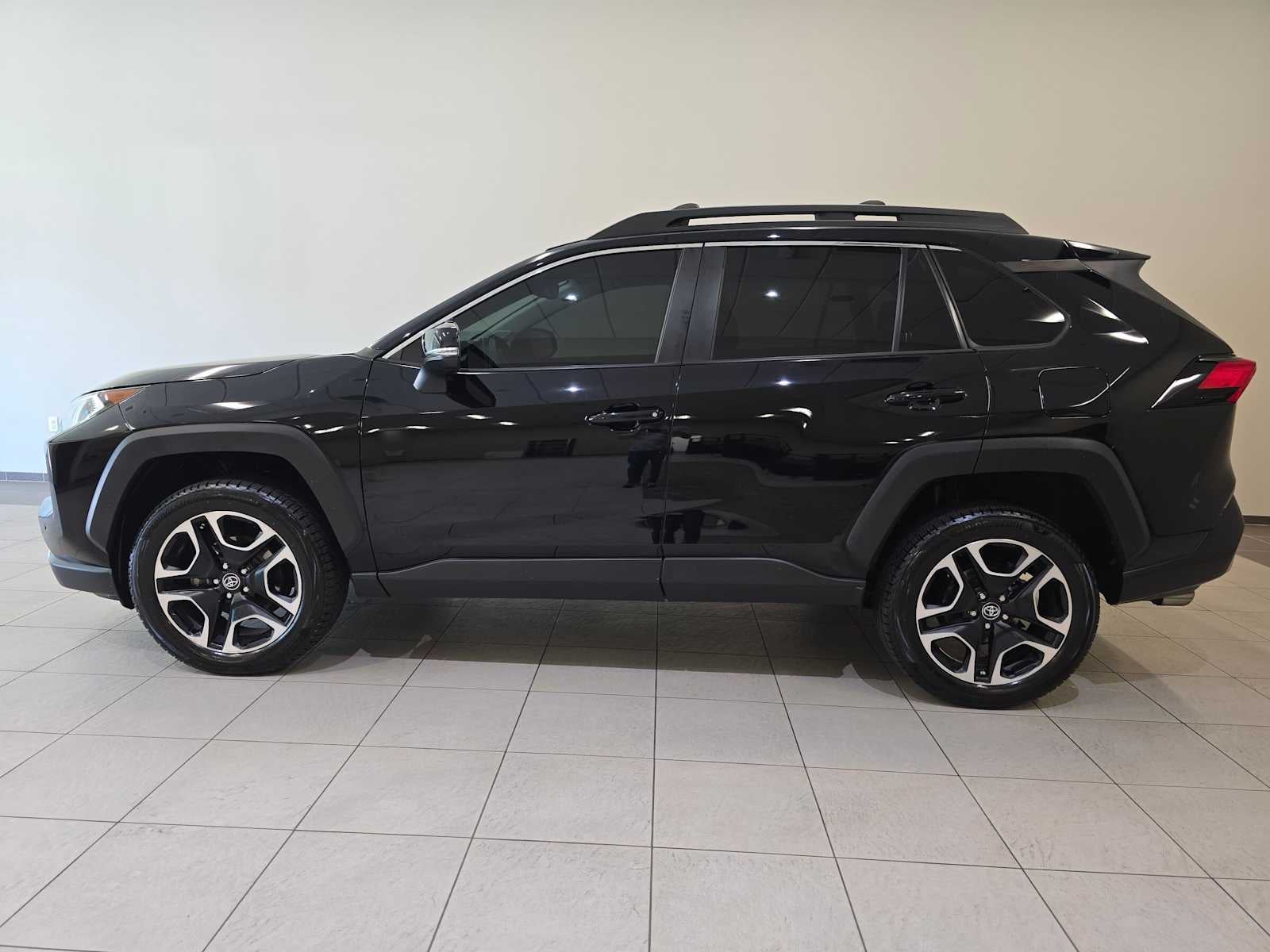 2019 Toyota RAV4 Adventure