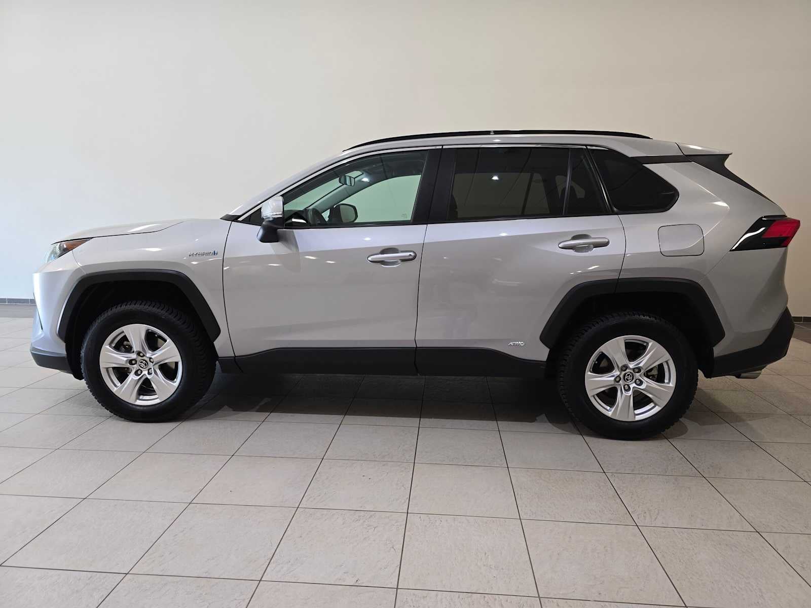 2019 Toyota RAV4 Hybrid LE