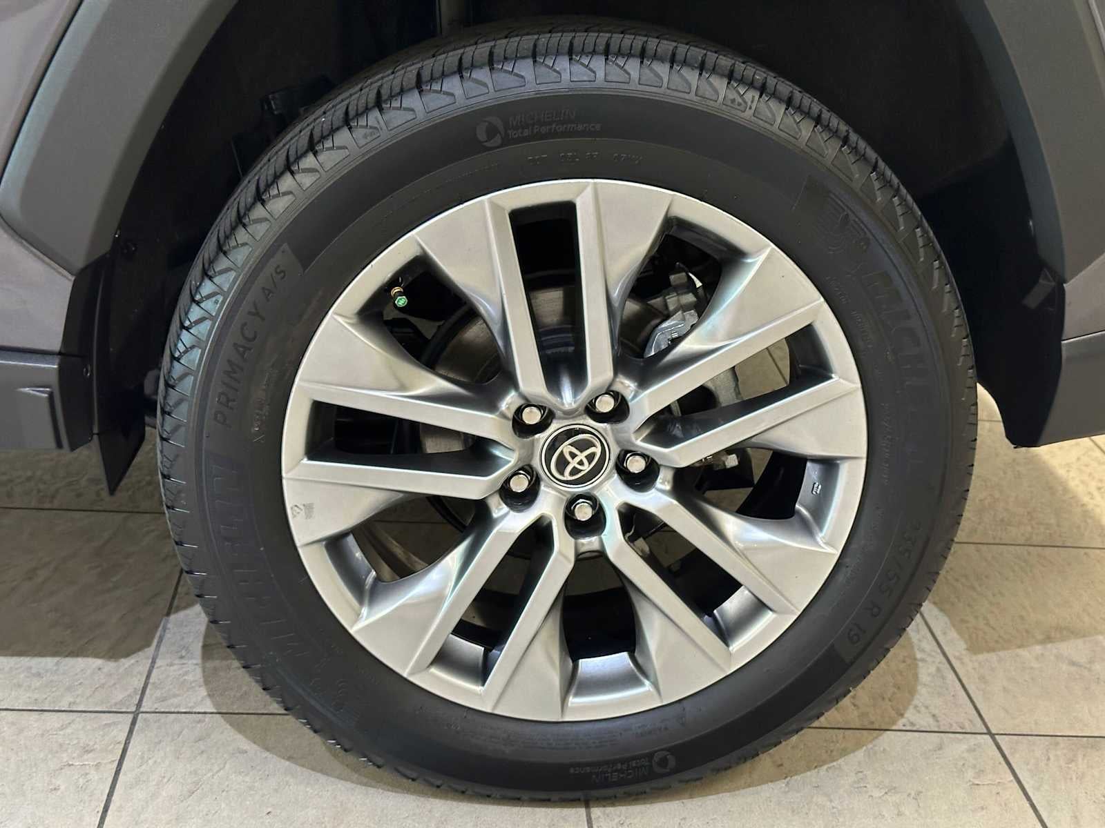 2023 Toyota RAV4 Limited