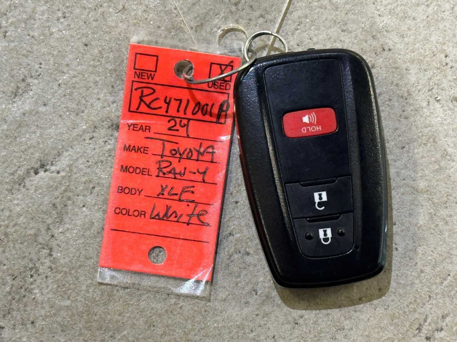 2024 Toyota RAV4 XLE