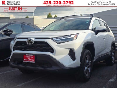 2025 Toyota RAV4 XLE