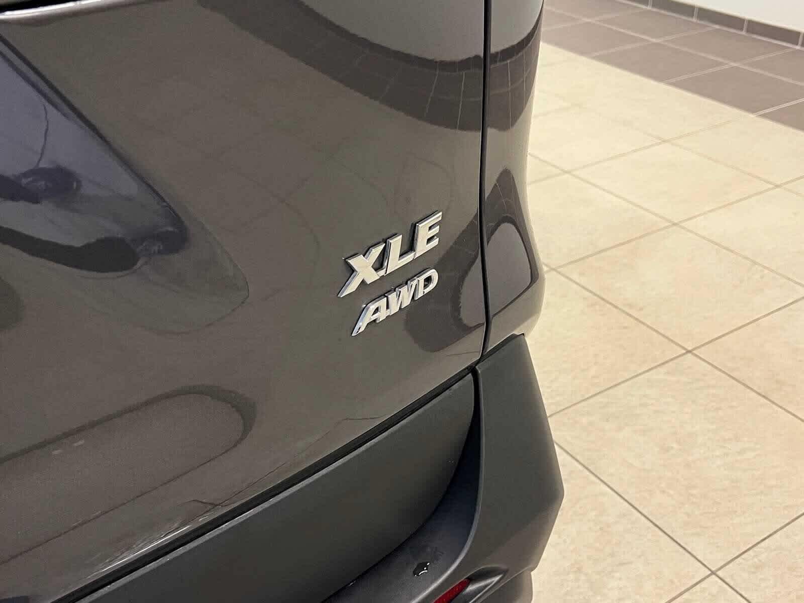 2024 Toyota RAV4 XLE