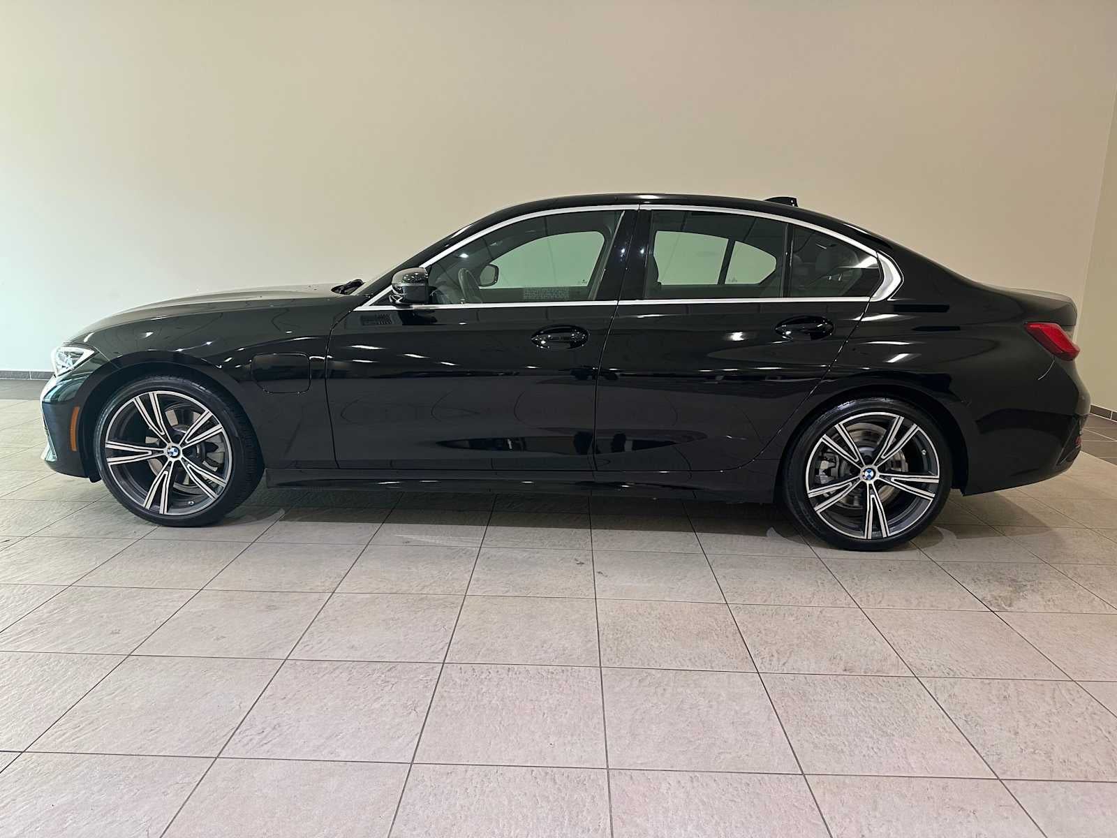 2021 BMW 3 Series 330e