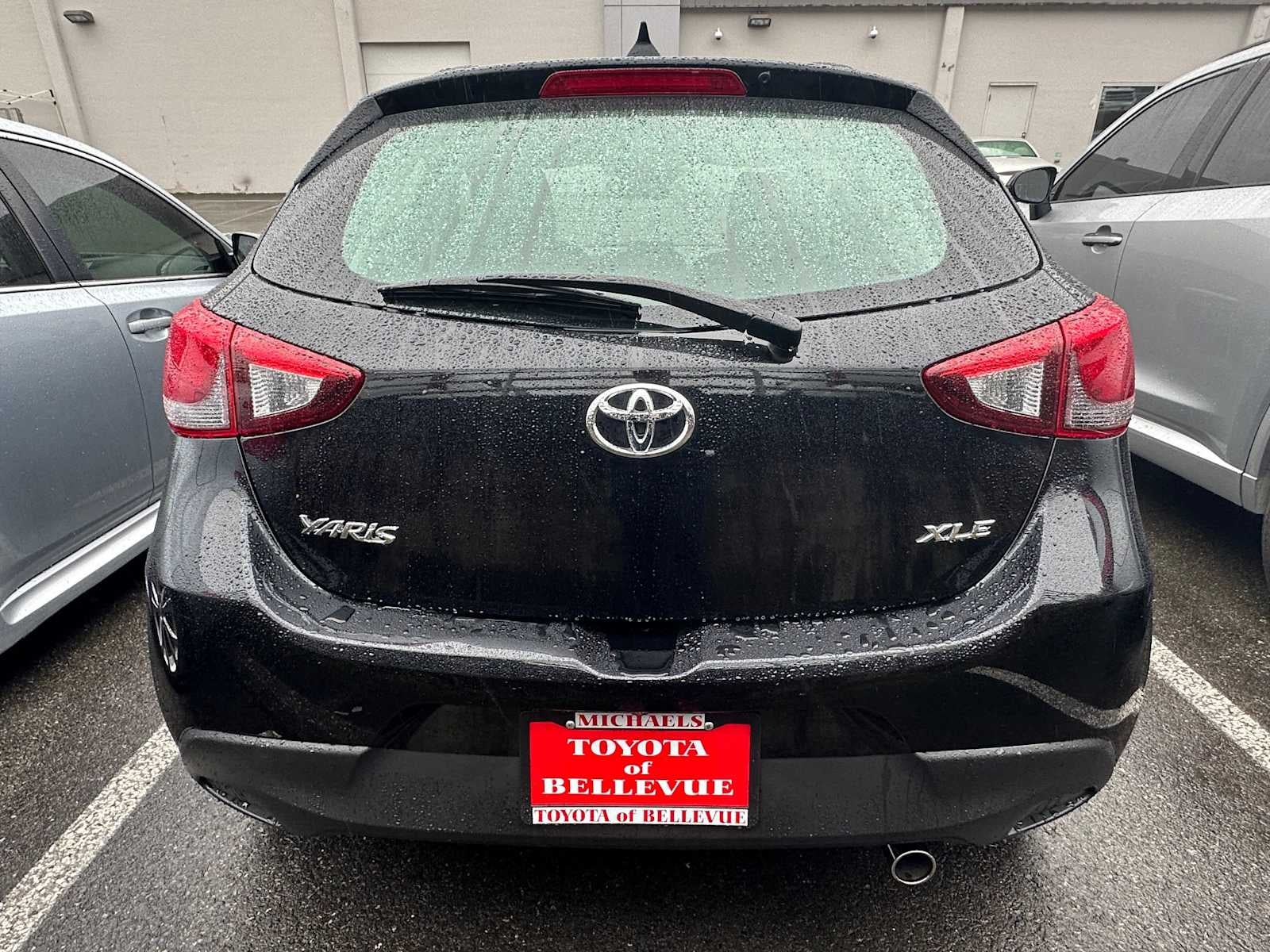 2020 Toyota Yaris Hatchback XLE