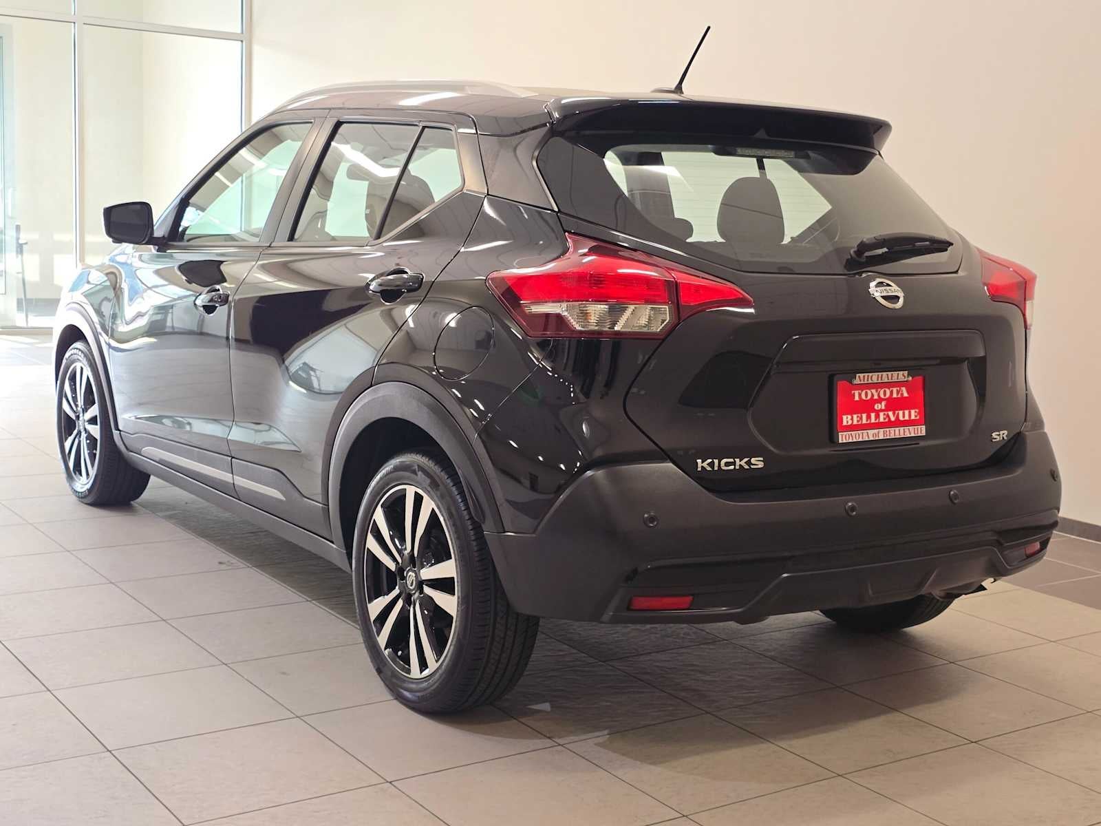 2020 Nissan Kicks SR