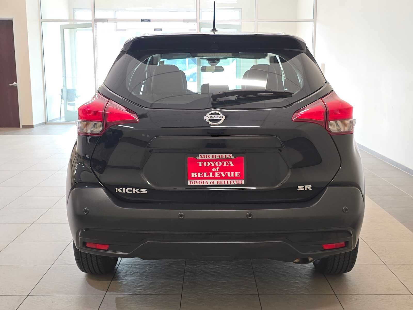 2020 Nissan Kicks SR