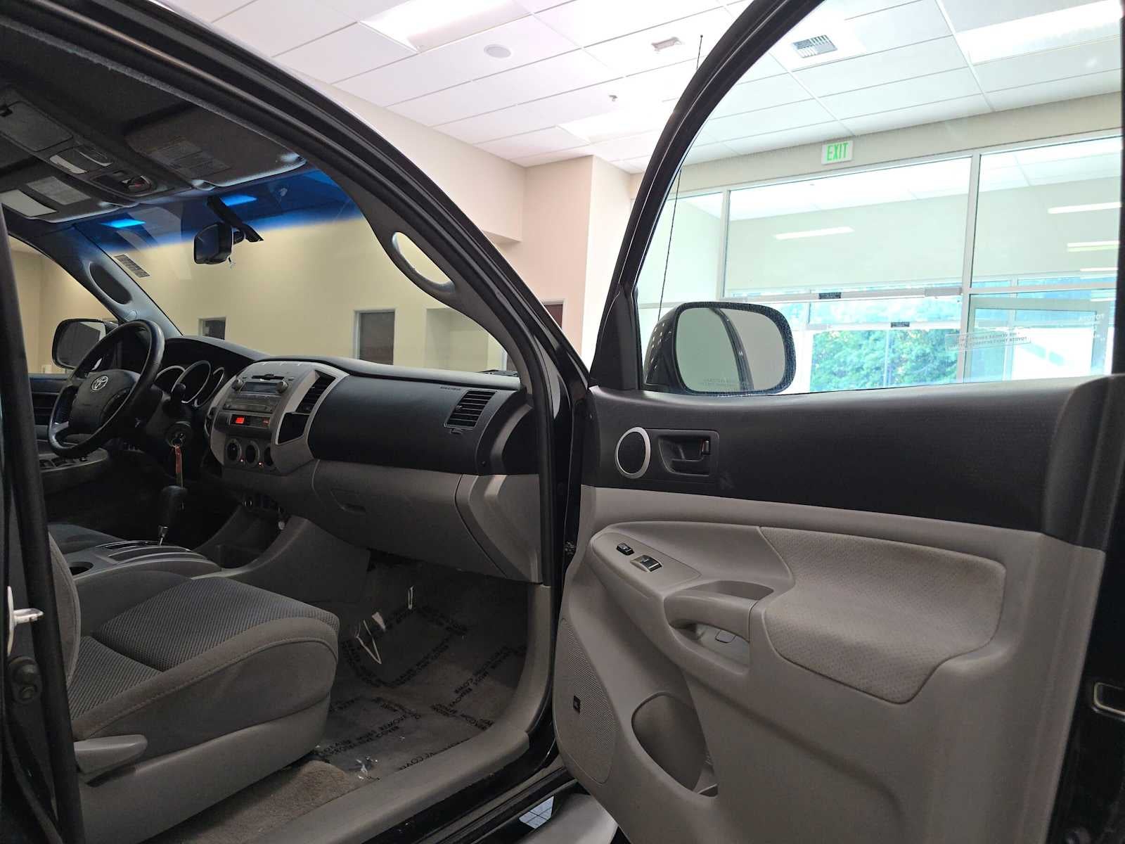 2009 Toyota Tacoma 4WD Double V6 AT (Natl)