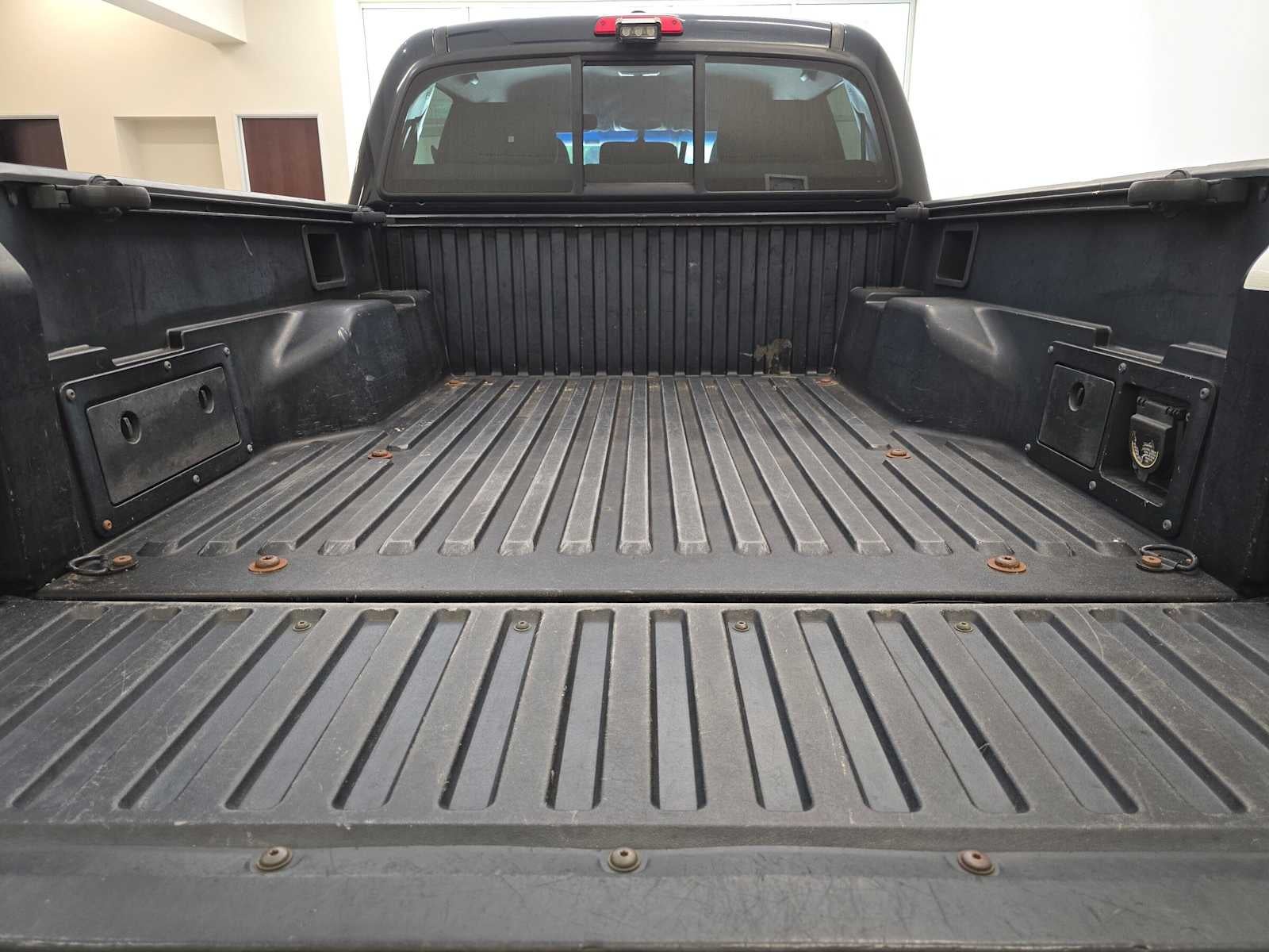 2009 Toyota Tacoma 4WD Double V6 AT (Natl)
