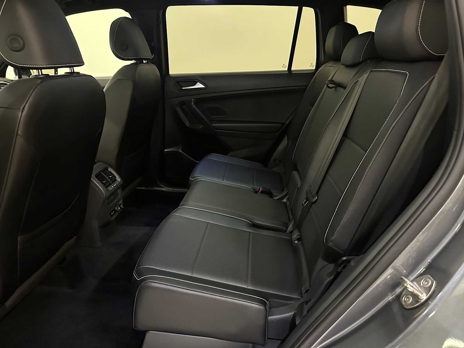 2021 Volkswagen Tiguan SE R-Line Black