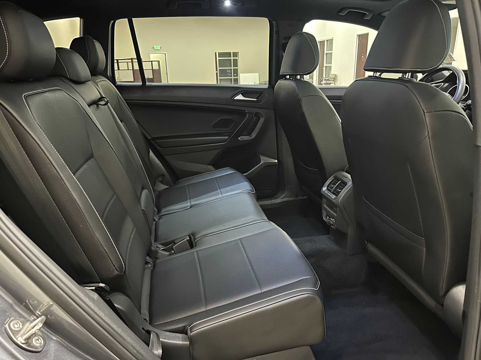 2021 Volkswagen Tiguan SE R-Line Black