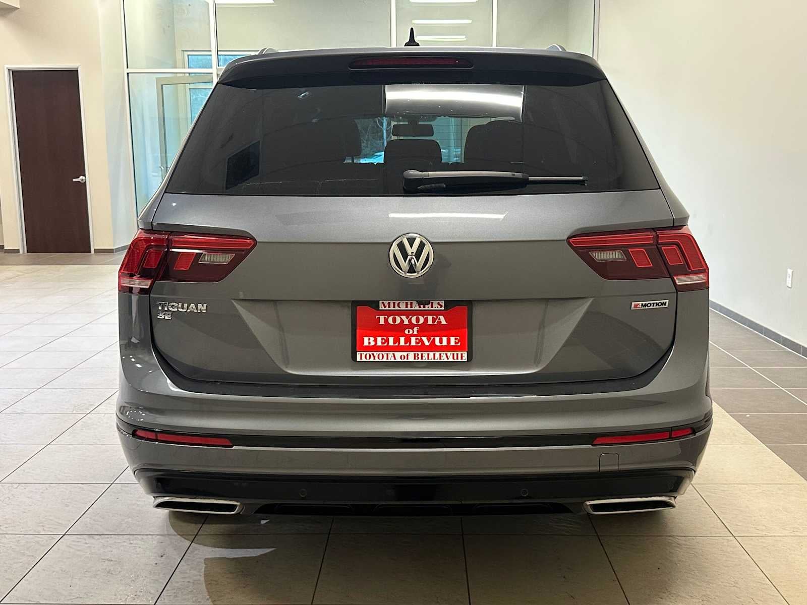 2021 Volkswagen Tiguan SE R-Line Black