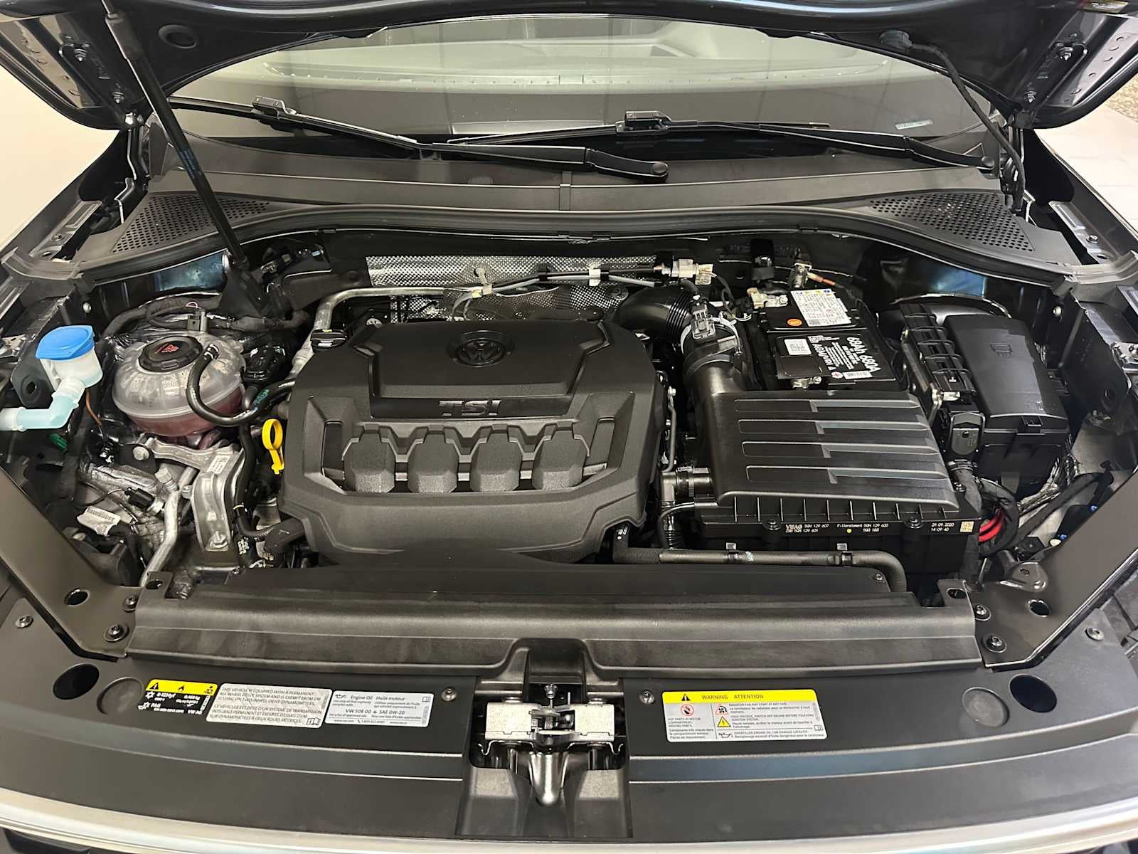 2021 Volkswagen Tiguan SE R-Line Black