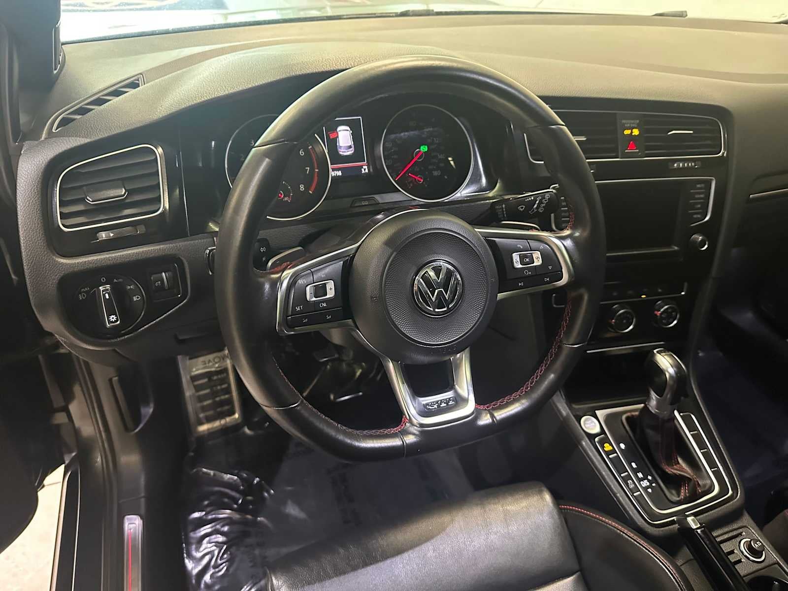 2017 Volkswagen Golf GTI Autobahn