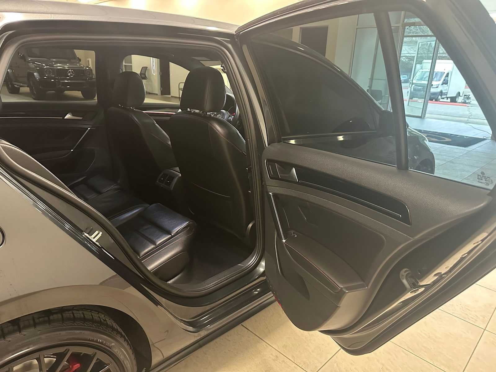 2017 Volkswagen Golf GTI Autobahn