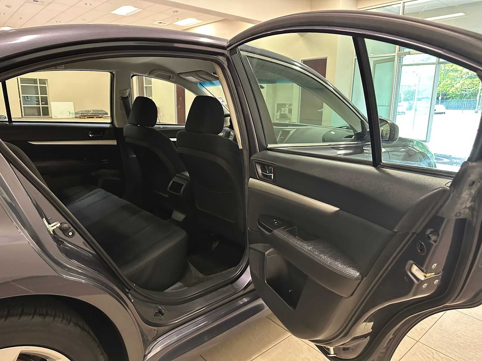 2013 Subaru Legacy 2.5i Premium