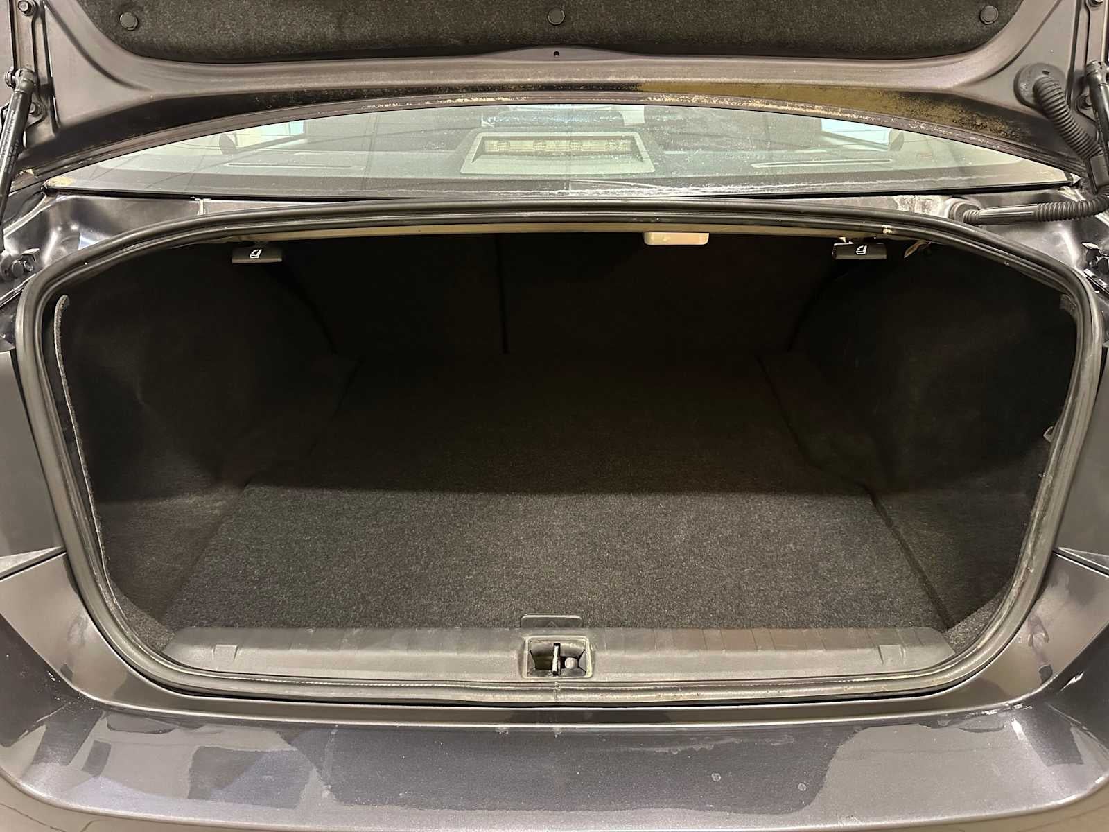 2013 Subaru Legacy 2.5i Premium
