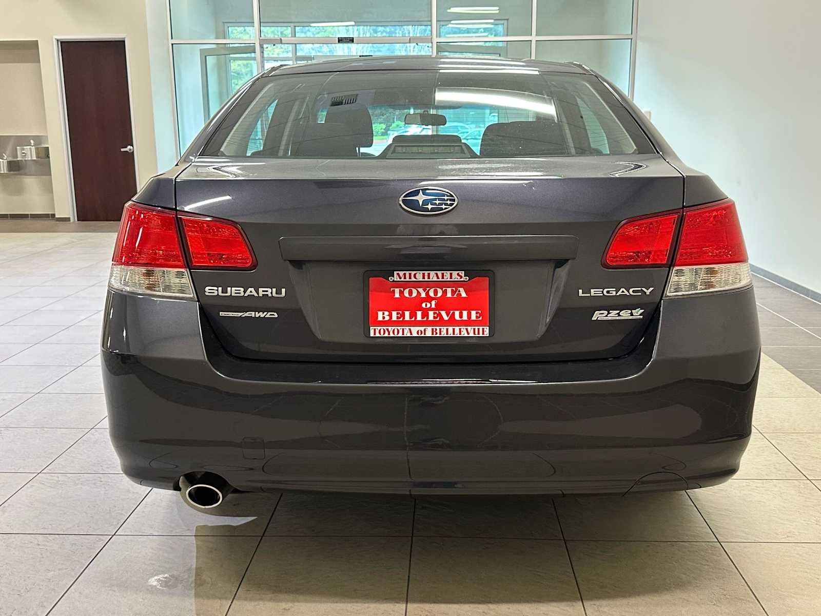 2013 Subaru Legacy 2.5i Premium